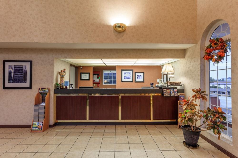 Angel Inn - Central Брэнсон Экстерьер фото